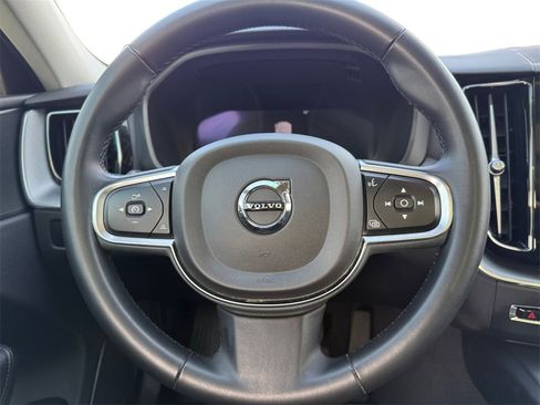Used 2024 Volvo XC60 B5 Core w/ Protection Package Premier image 12