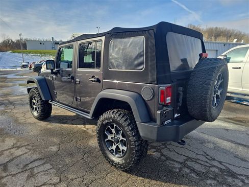 Used 2016 Jeep Wrangler Unlimited Sport image 6