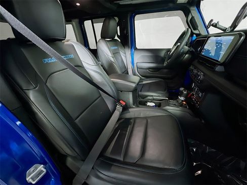 Used 2024 Jeep Wrangler Unlimited Rubicon 4xe image 25