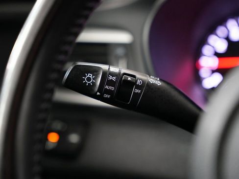 Used 2019 Kia Optima S w/ S Panoramic Sunroof Package image 14