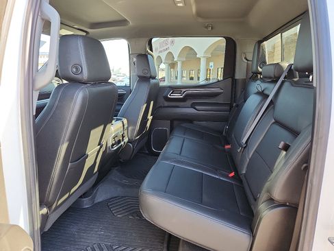 Used 2024 Chevrolet Silverado 1500 LTZ image 8