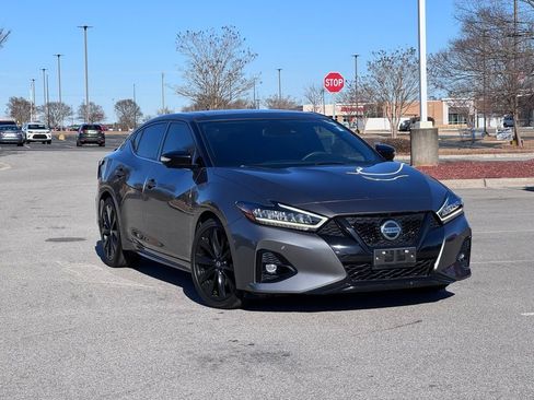Used 2022 Nissan Maxima SR w/ Sport Mat Group image 1