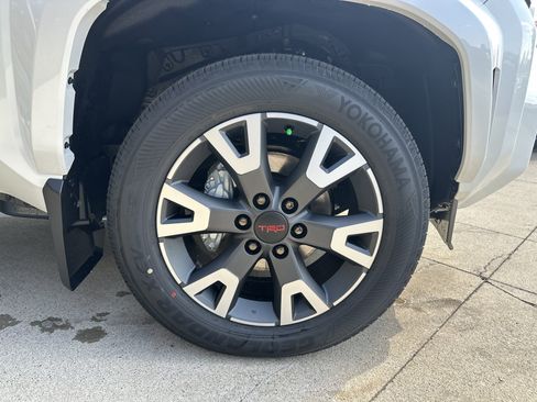 New 2026 Toyota 4Runner TRD Sport AWD/4WD image 24