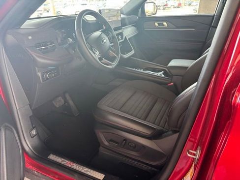 Used 2025 Ford Explorer ST-Line w/ Premium Package RWD image 8