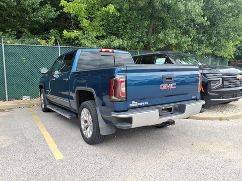 Used 2018 GMC Sierra 1500 SLT w/ SLT Premium Package AWD/4WD image 2
