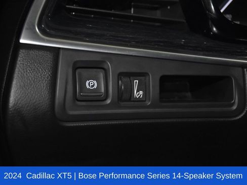 Used 2024 Cadillac XT5 Premium Luxury image 9