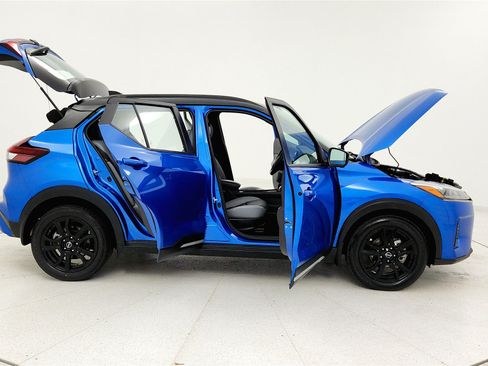 Used 2023 Nissan Kicks SR w/ SR Premium Package image 33