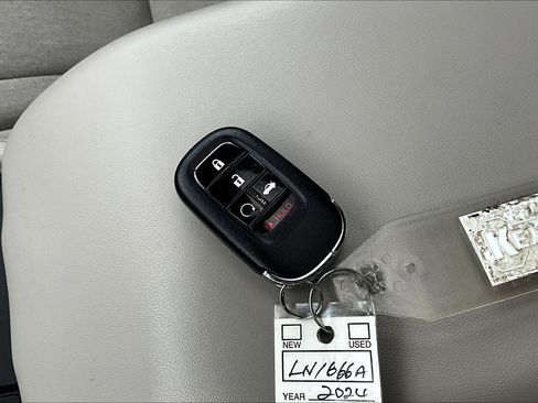Used 2024 Honda Accord EX image 10