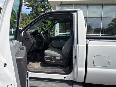 Used 2016 Ford F250 XL w/ XL Appearance Package AWD/4WD image 15