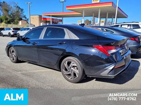 Used 2024 Hyundai Elantra Limited image 6