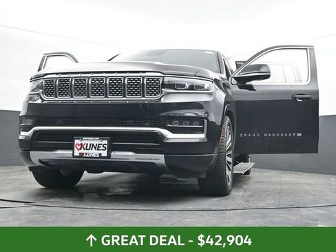 Used 2022 Jeep Grand Wagoneer Series III AWD/4WD image 74