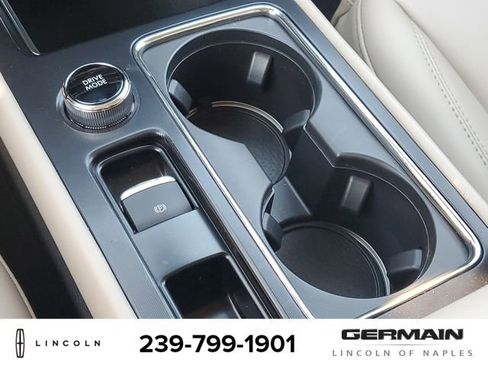 New 2026 Lincoln Corsair Premiere image 31