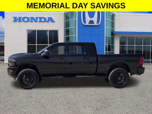 Used 2025 RAM 2500 Laramie w/ Night Edition AWD/4WD image 6