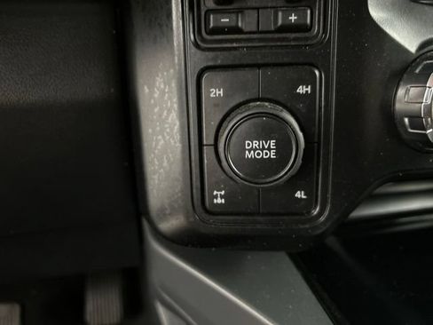 Used 2025 Ford F250 Lariat AWD/4WD image 12
