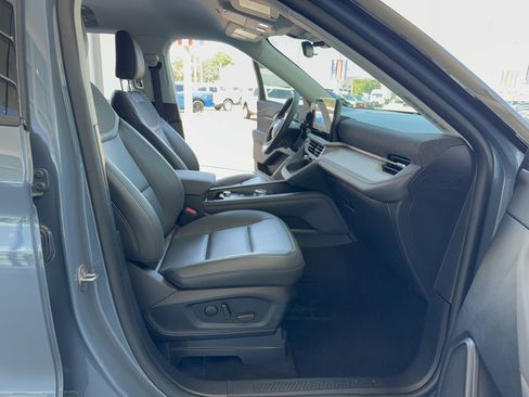 Certified 2025 Ford Explorer Active w/ Active Comfort Package RWD image 14