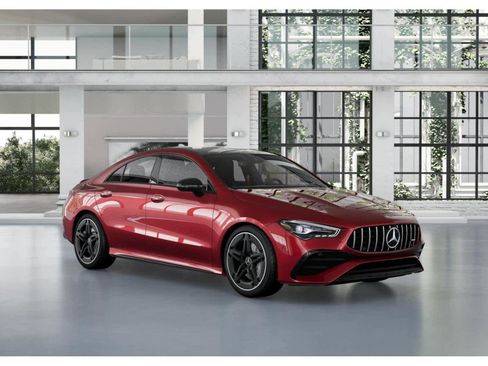 Used 2025 Mercedes-Benz CLA 35 AMG 4MATIC image 10