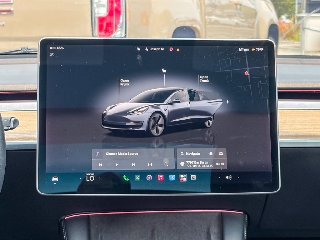 Used 2022 Tesla Model 3 Long Range AWD/4WD image 17