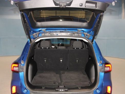 Used 2023 Ford Escape Active AWD/4WD image 35