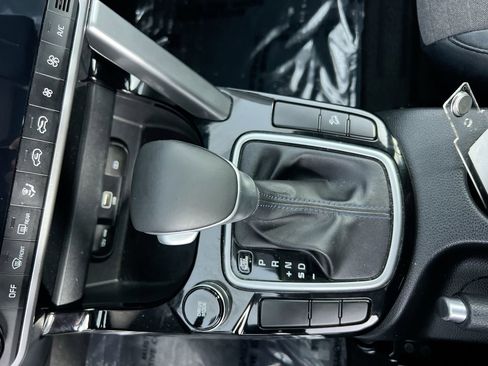 Used 2022 Kia Seltos S FWD image 18