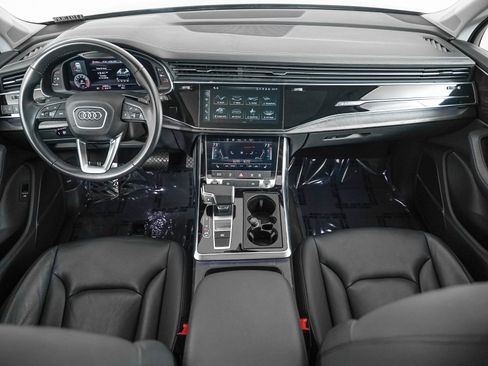 Used 2023 Audi Q7 3.0T Premium Plus w/ Premium Plus Package AWD/4WD image 12