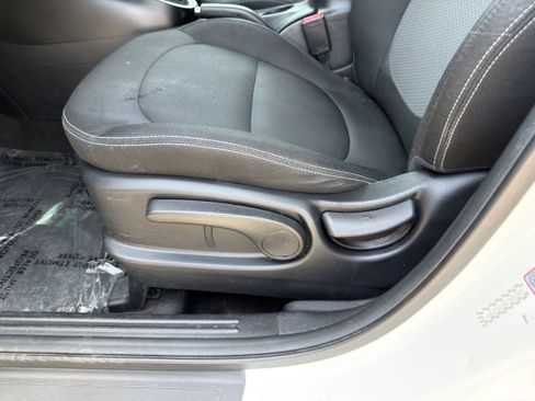 Used 2019 Kia Soul + FWD image 25