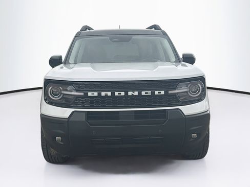 Used 2025 Ford Bronco Sport Outer Banks w/ Outer Banks Tech Package+ AWD/4WD image 2