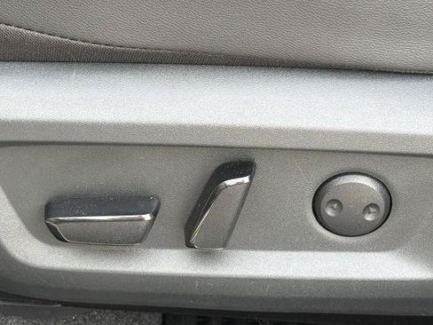 Certified 2026 Nissan Rogue SL AWD/4WD image 18