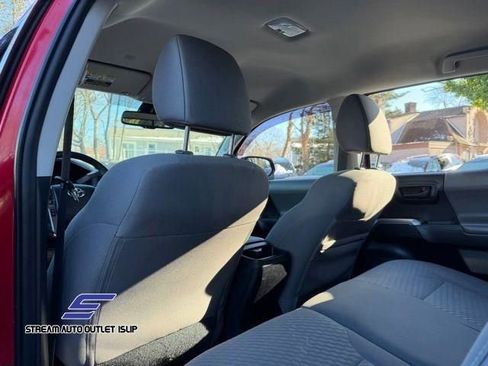 Used 2021 Toyota Tacoma SR5 image 29