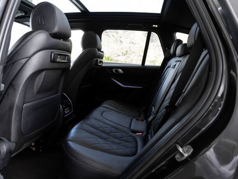 Used 2023 BMW X5 xDrive40i AWD/4WD image 20