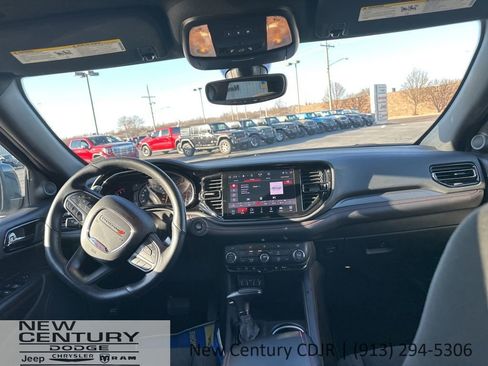 Used 2025 Dodge Durango GT image 24