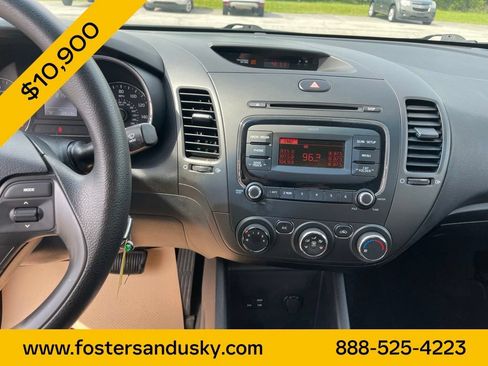 Used 2017 Kia Forte LX FWD image 11