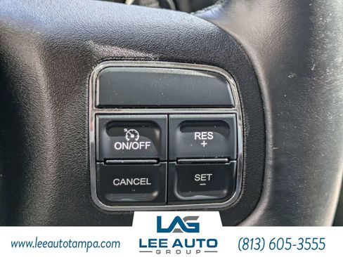 Used 2011 Jeep Grand Cherokee Laredo w/ Trailer Tow Group AWD/4WD image 23