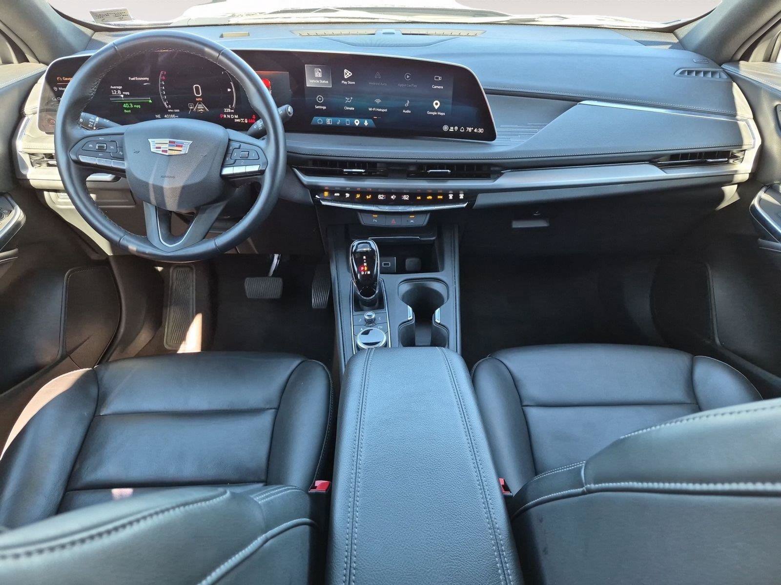 Used 2025 Cadillac XT4 Premium Luxury AWD/4WD image 13