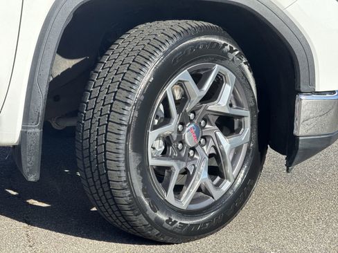 Used 2022 GMC Sierra 1500 SLT w/ SLT Premium Plus Package image 12