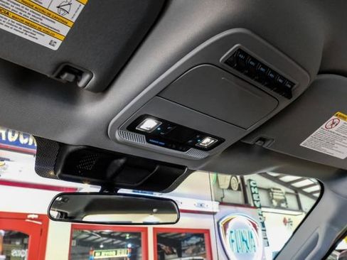 Used 2025 Ford F350 XL w/ FX4 Off-Road Package image 19