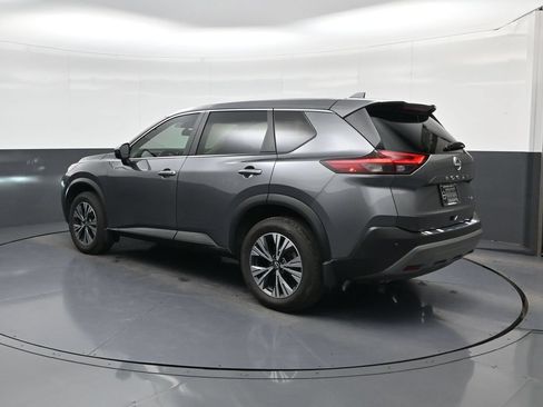 Used 2023 Nissan Rogue SV FWD image 5