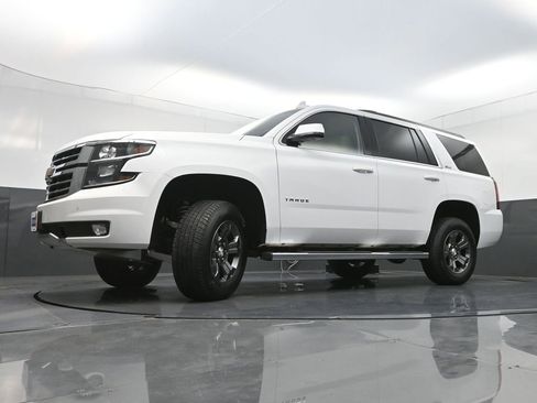 Used 2016 Chevrolet Tahoe LT w/ Luxury Package AWD/4WD image 29