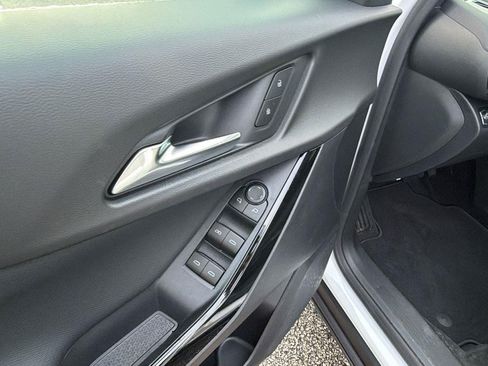 New 2026 Chevrolet Equinox LT w/ Safety and Technology Package FWD image 15