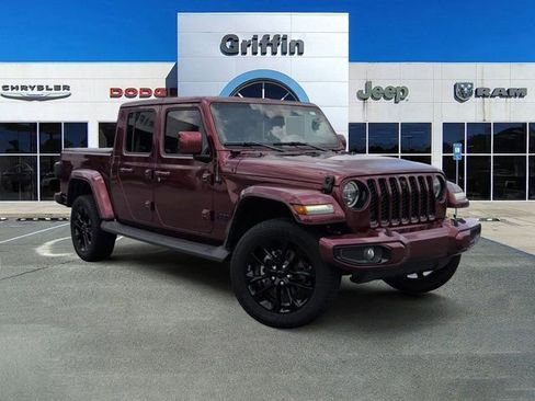 Used 2021 Jeep Gladiator Overland AWD/4WD image 2