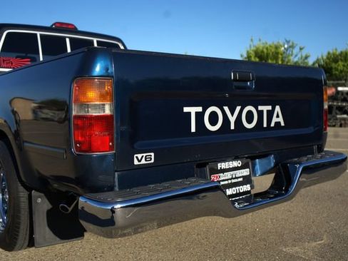 Used 1994 Toyota Pickup DX image 31