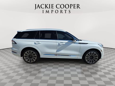Used 2023 Lincoln Aviator Black Label w/ Dynamic Handling Package AWD/4WD image 4