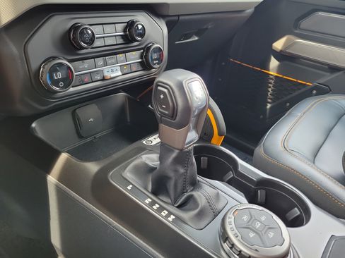 Certified 2023 Ford Bronco Badlands AWD/4WD image 21