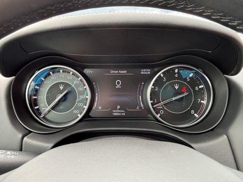 Used 2024 Maserati Ghibli Modena Ultima Q4 AWD/4WD image 25
