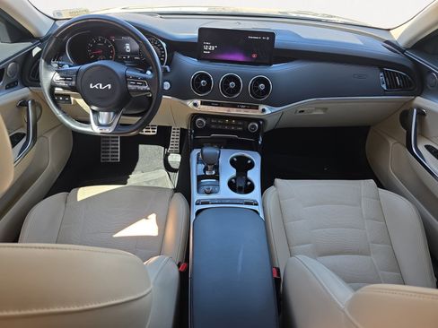 Certified 2023 Kia Stinger GT2 image 2