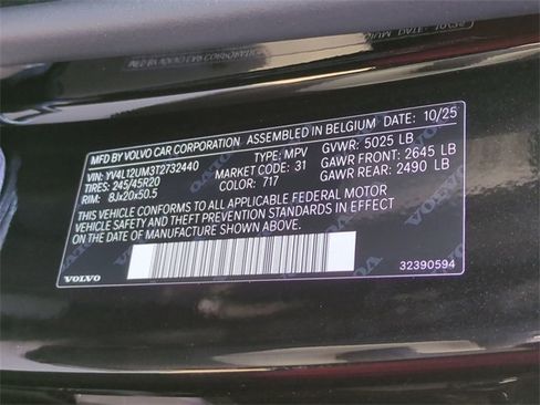 New 2026 Volvo XC40 B5 Ultra w/ Protection Package Premier image 25