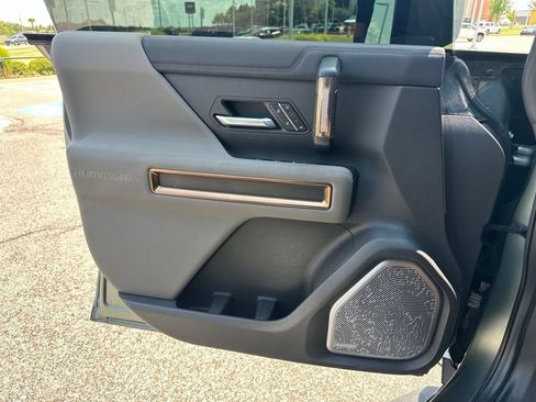 Used 2024 GMC Hummer EV 3X AWD/4WD image 14