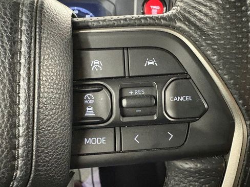 Used 2024 Toyota Tacoma TRD Off-Road image 21