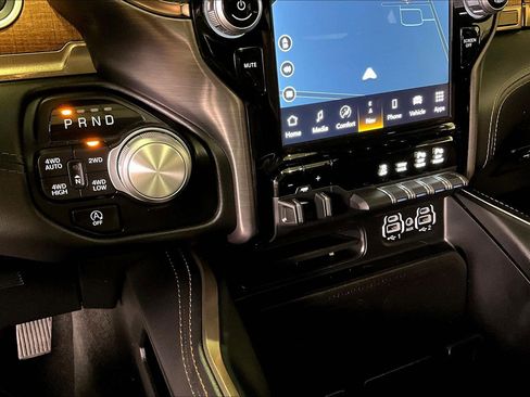 Used 2024 RAM 1500 Limited image 16