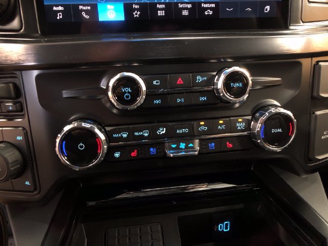 New 2027 Ford F350 Lariat w/ Black Appearance Package AWD/4WD image 18