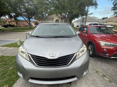 Used 2014 Toyota Sienna LE